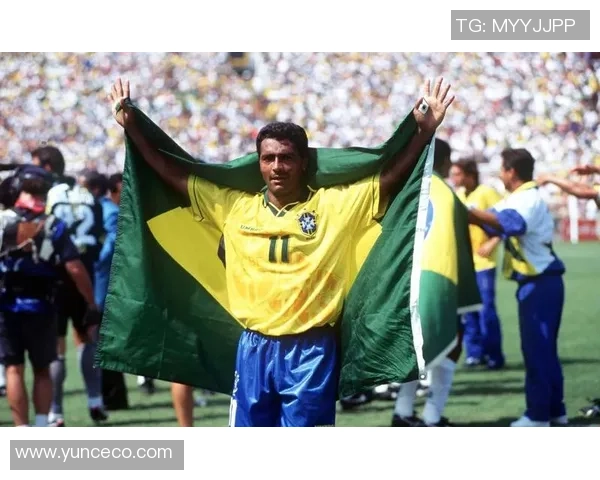 足球历史上著名的手拨球事件及相关球星背后的故事解析 足球历史上著名的手拨球事件及相关球星背后的故事解析