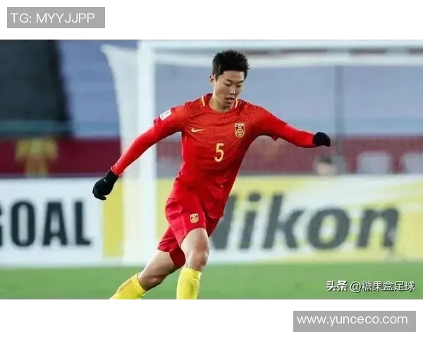 某知名球星加盟昆明足球队引发热议 或成中超转会最大看点 某知名球星加盟昆明足球队引发热议 或成中超转会最大看点